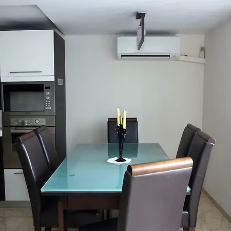 Harmonious And Relaxing 1Bd In Vinitsa, Near Beach Apartment