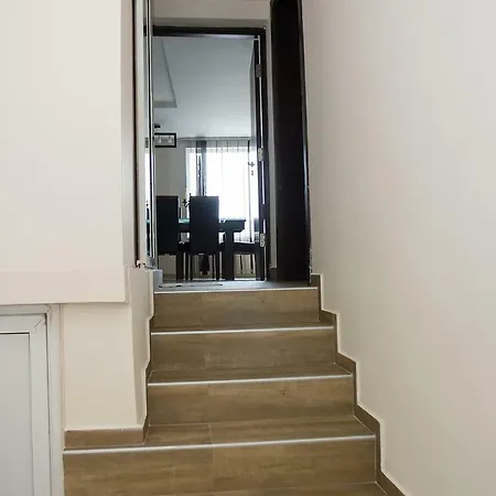 Harmonious And Relaxing 1Bd In Vinitsa, Near Beach Apartment *